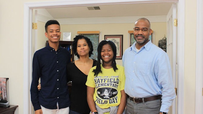 David Toomer with his proud parents and sister Zoe.