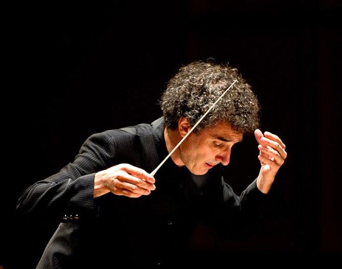 Conductor José-Luis Novo.