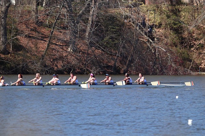 TC Women's Frosh 8A Boat.