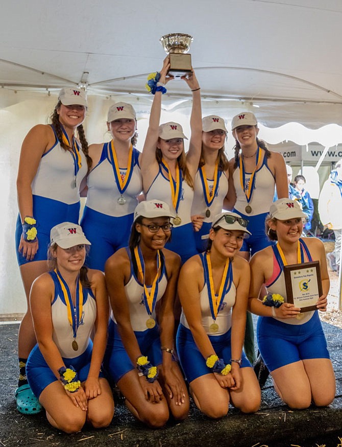 T.C. Williams Women's Frosh 8 – Stotesbury 2018 Gold Medalists.