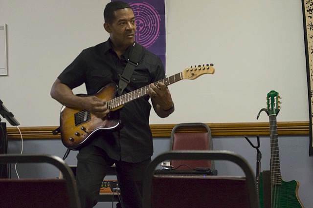 Ronny Smith, a jazz musician from Maryland, plays a song before the show closes out. 