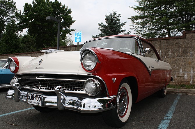 The shine will go on as the car show in the American Legion parking lot on Amherst Avenue will kick off a weekend of Springfield Days festivities next weekend.