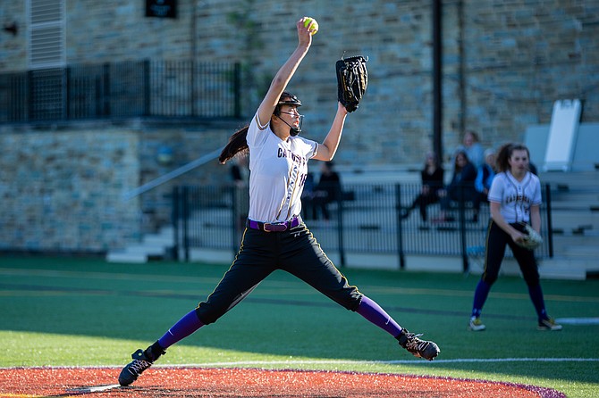 Jamie Wang pitching in  2019 game vs. Bullis School.