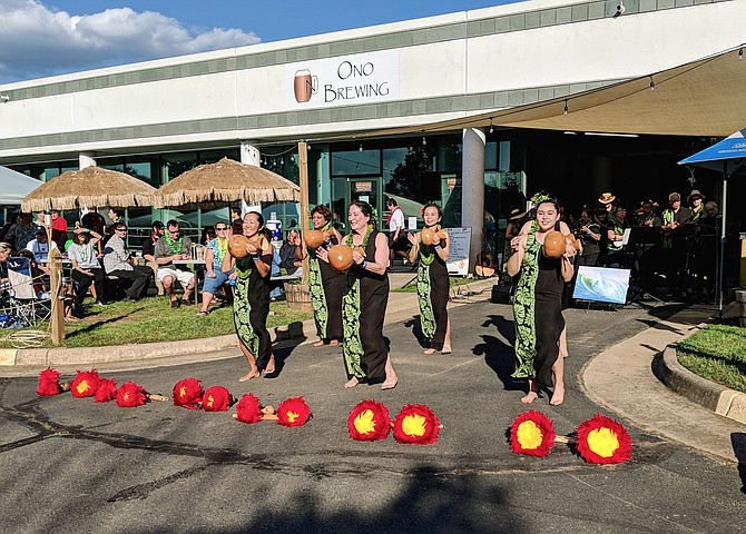 Visitors will enjoy fourteen different Hawaiian music and hula dancing performances.