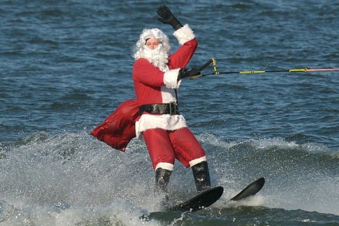 Waterskiing Santa!