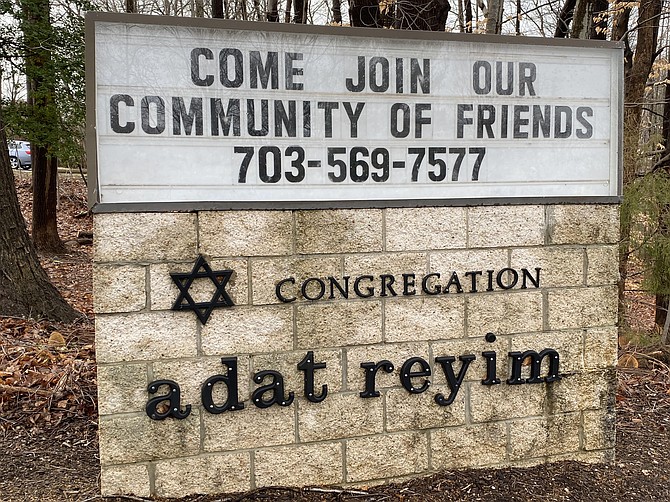 Adat Reyim, which means “community of friends,” is a congregation which celebrates the diversity of Jewish beliefs, located in Springfield.
