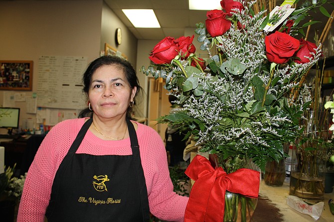 Ledis Reyes with the rose bouquet ready for Valentine’s Day.