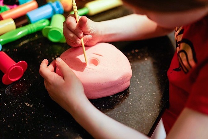 Make play dough and play restaurant.