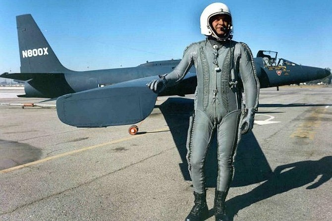 Francis Gary Powers beside a U-2 spy plane. Powers was shot down over the Soviet Union on May 1, 1960 and held captive for two years before his release.