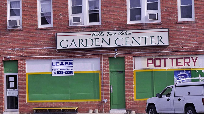 Bill’s True Value Garden Center closed on Lee Highway, but moved across the street to the Bill’s Hardware location.