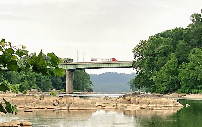 The sound of the Potomac River can drown out the sounds from the American Legion Bridge on many parts of Billy Goat Trail C, at least during a pandemic, but when you get close enough, smells of exhaust can intrude on the experience of wilderness.