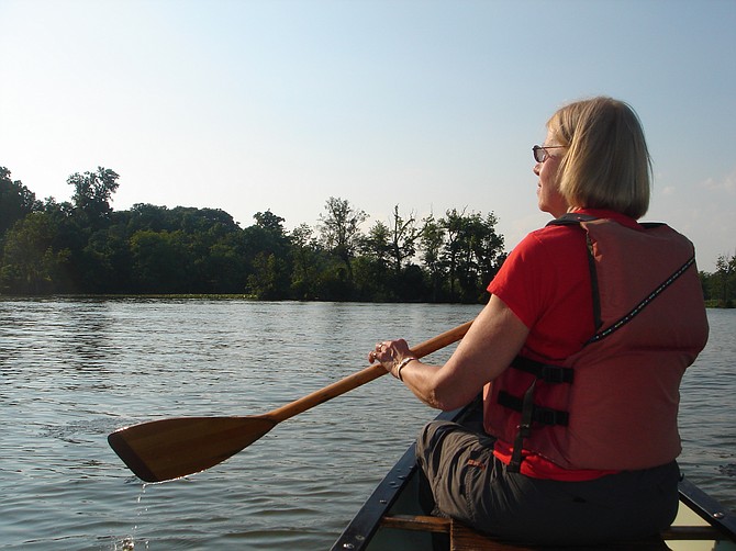 Mount Vernonite Elizabeth Ketz-Robinson loves to canoe on the river.