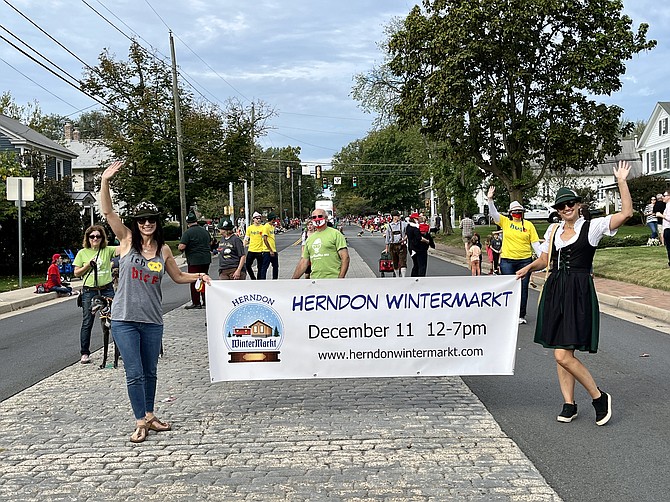 Herndon WinterMarkt is announced during the town’s Homecoming Parade 2021.