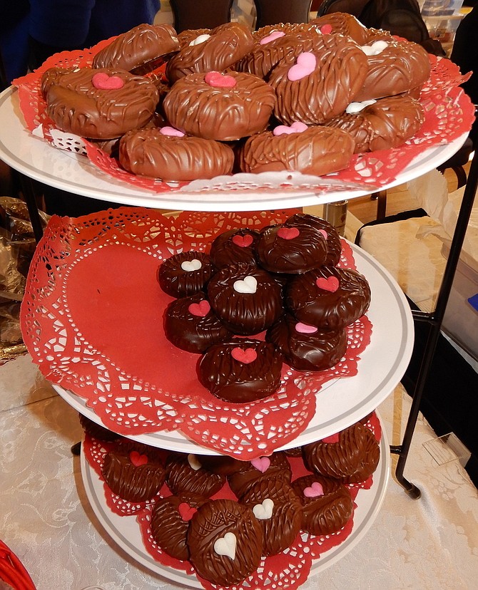 Chocolate-covered Oreos decorated for Valentine’s Day.