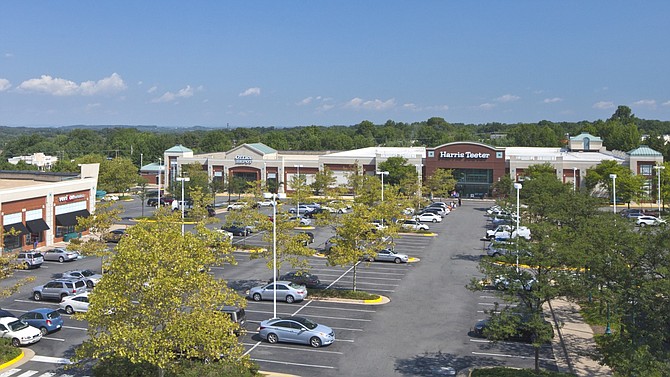 The new Barnes & Noble, Reston, plans to open its doors in late spring or early summer of this year, in the space formerly occupied by Office Depot at 11816 Spectrum Center.