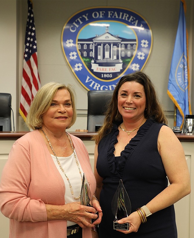 Photo Courtesy of Fairfax City Government
<cl>From left are Janice Miller and Katy Malesky with their awards.