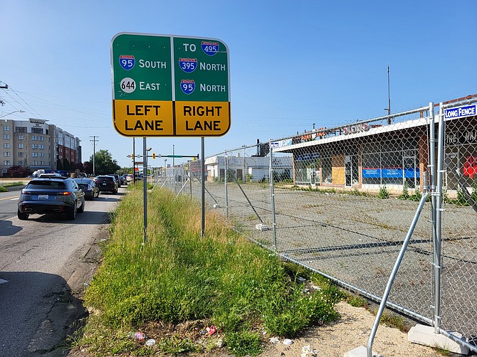 The ramp to I-95 is just a few feet away.