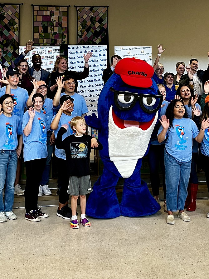 Charlie the Tuna and some of the many volunteers