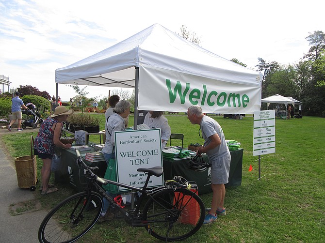 AHS hosts a popular spring garden market every year and welcomes hundreds.