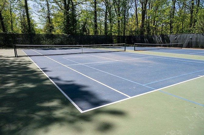Pickleball courts at Kendale Woods Park