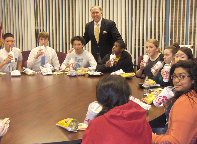 Danny Meier meets with a group of sophomores at lunchtime.
