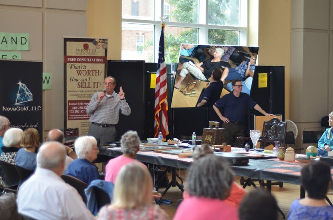 Specialists Steve Gouterman of NovaGold, LLC and Todd Peenstra of Peenstra Appraisals appraised a variety of items during their Oct. 1 visit to the Herndon Senior Center at 873 Grace Street.