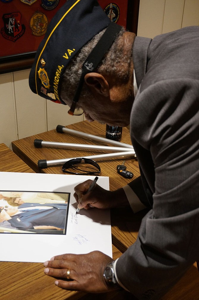 Photo detail