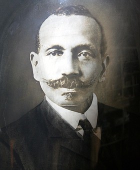 Photo detail