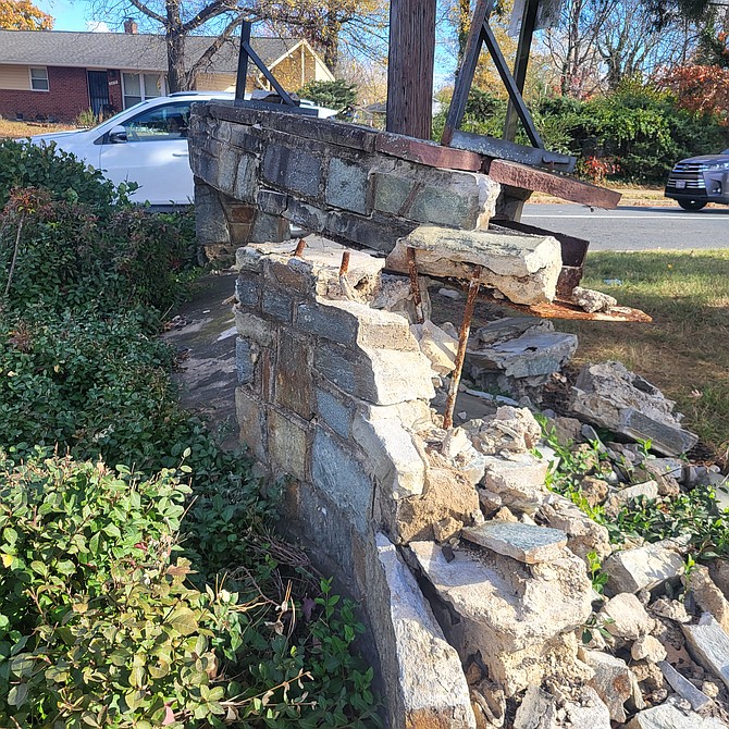 It appears that there was a significant amount of force used on the sign on Rose Hill Drive.