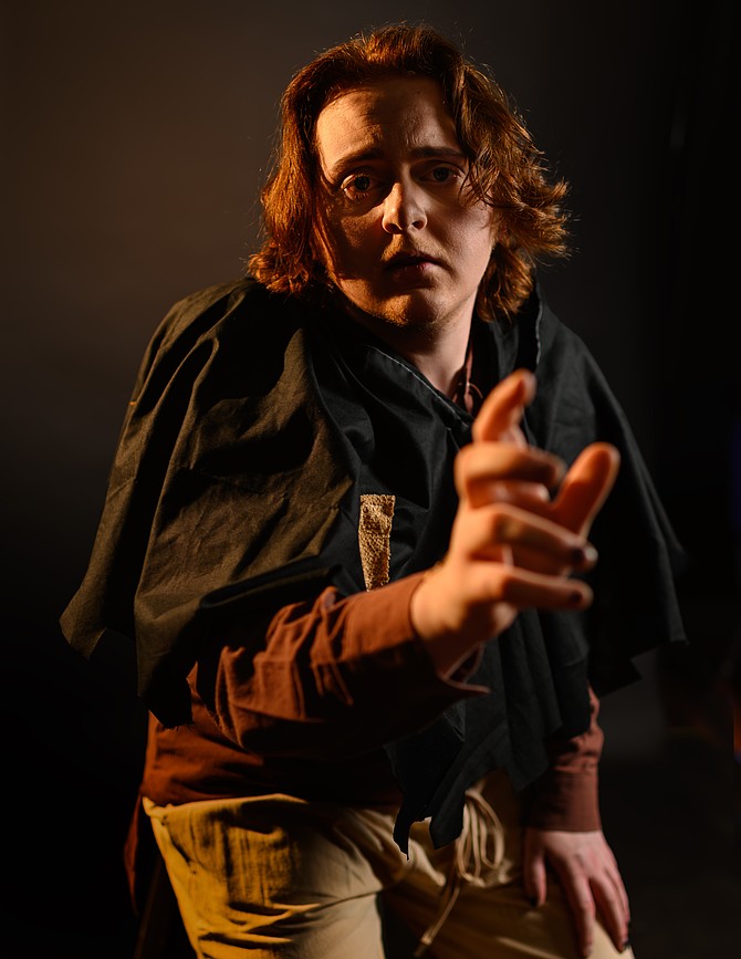 Mylo Cluff as Quasimodo