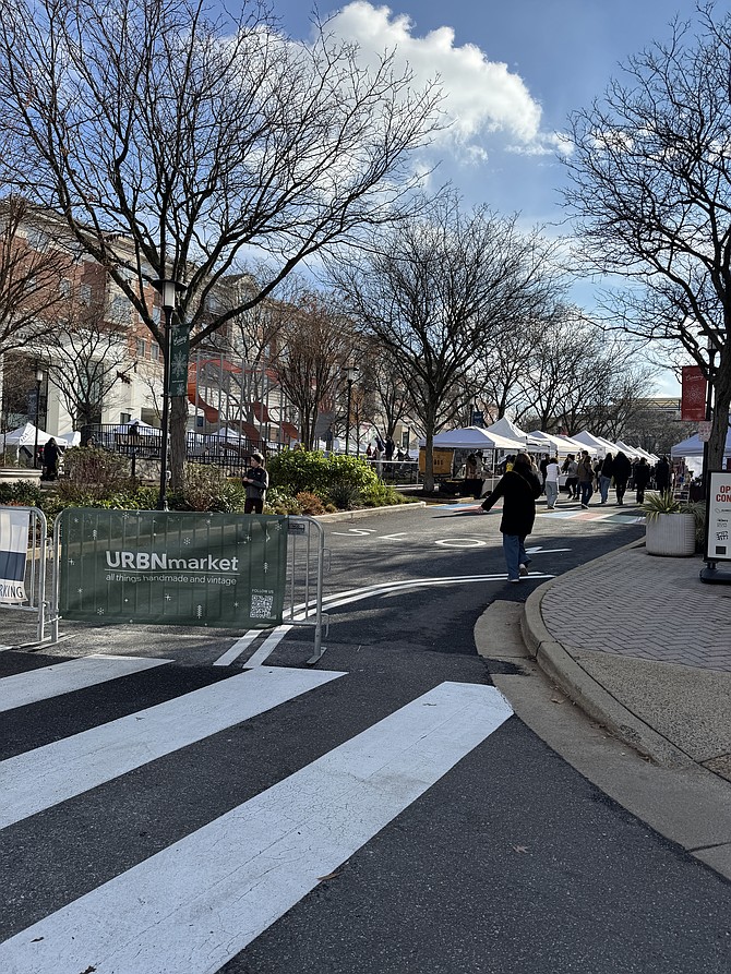 URBN Market is popping up all over for the holidays. This one at Clarendon’s The Crossing added to holiday spirit the first week of December.