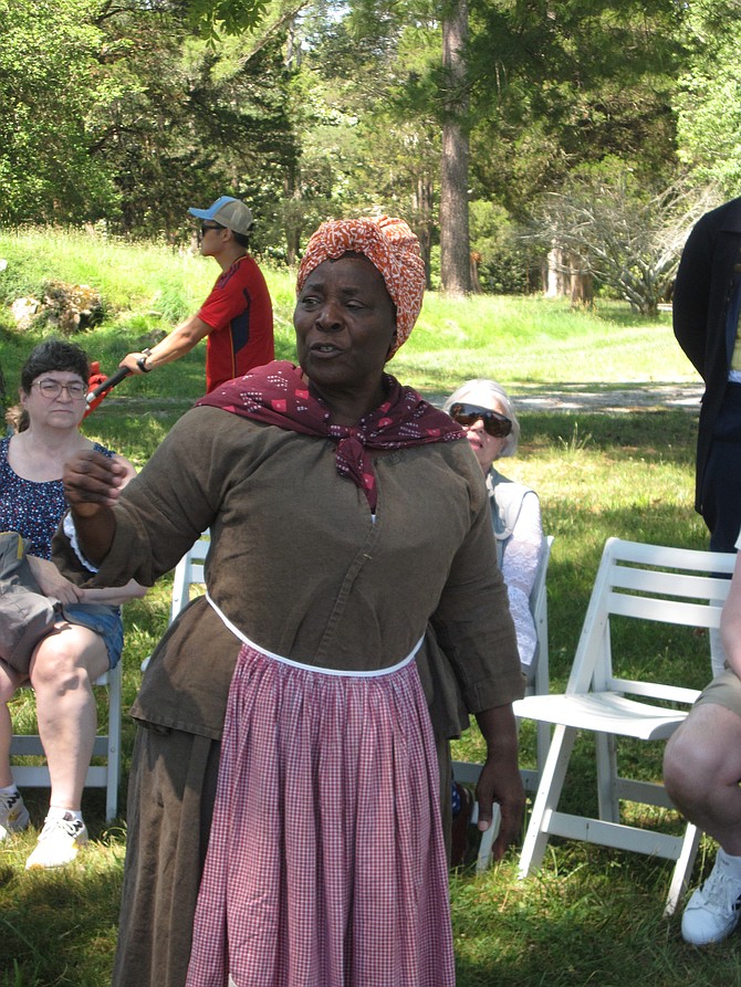 Rozalyn Gaines portrayed Nell, an enslaved woman at Gunston Hall.